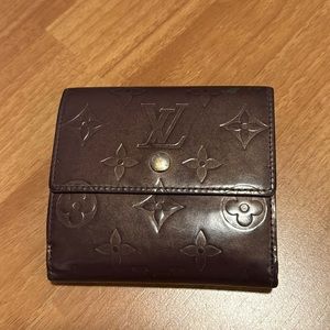 Authentic Louis Vuitton Purple Vernis Elise Wallet